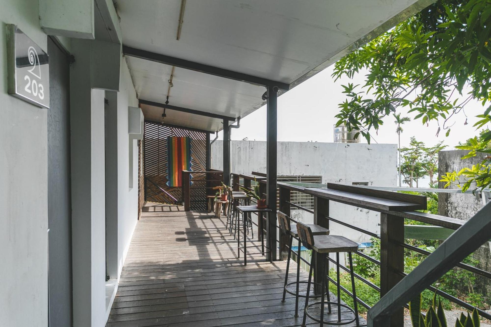 Tropical Low Boundary B&B Donghe Extérieur photo